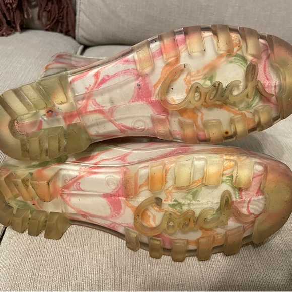 Preowned Coach Pixie Rainboots Size 6 - Picture 3 of 4